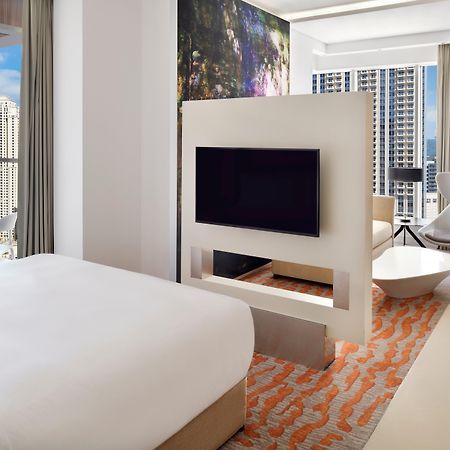 คราวน์ พลาซา ดูไบ มารีนา Hotel ภายนอก รูปภาพ
