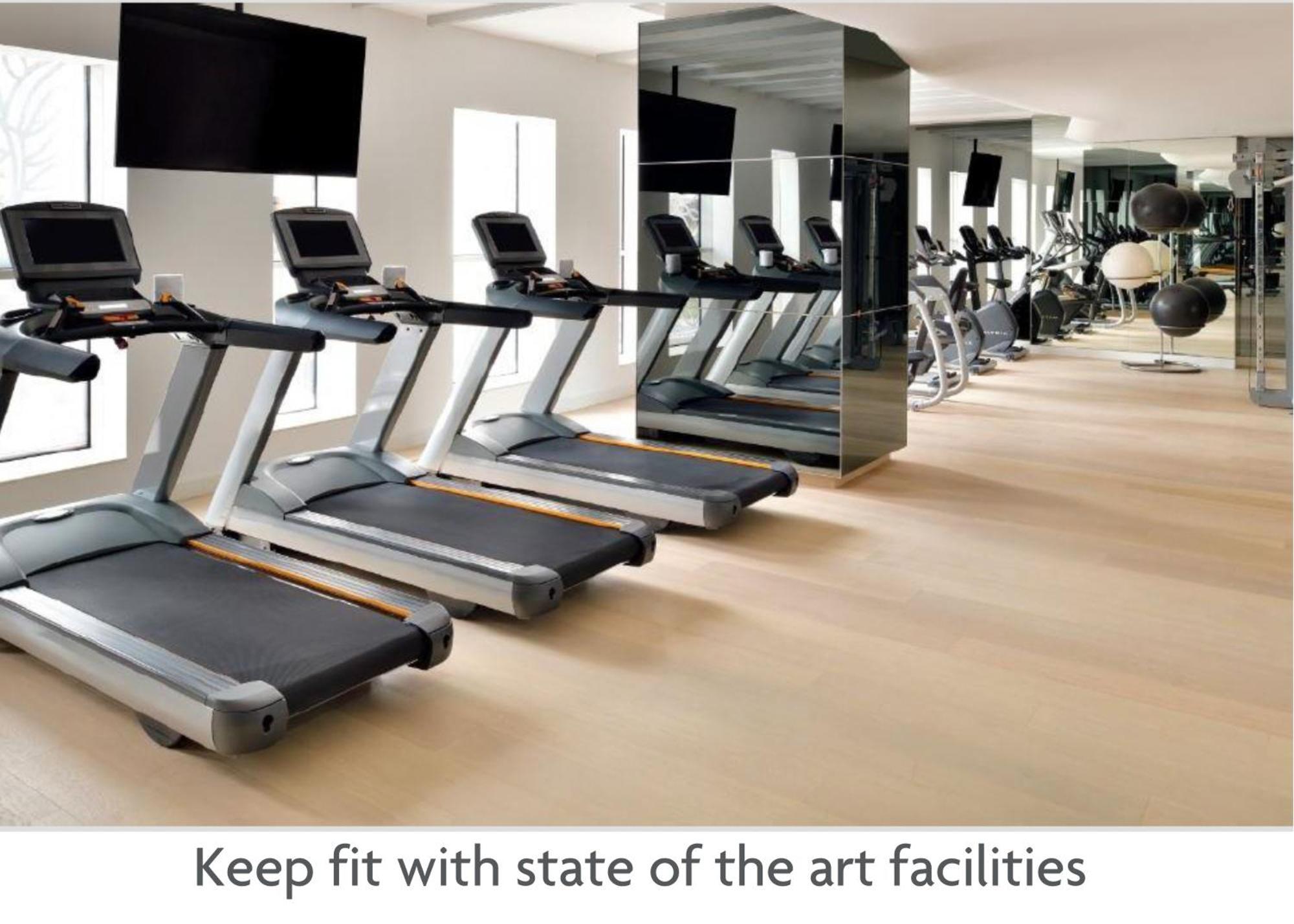 คราวน์ พลาซา ดูไบ มารีนา Hotel ภายนอก รูปภาพ The gym at the Park