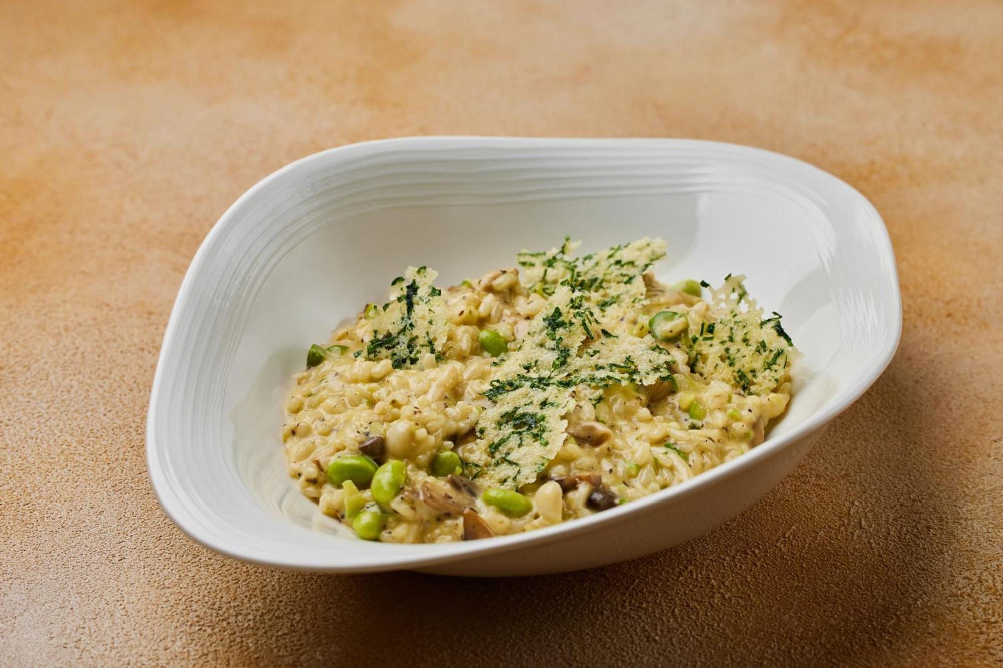 คราวน์ พลาซา ดูไบ มารีนา Hotel ภายนอก รูปภาพ A bowl of risotto