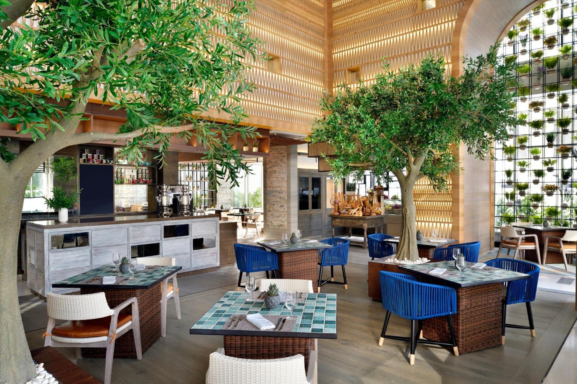 คราวน์ พลาซา ดูไบ มารีนา Hotel ภายนอก รูปภาพ The restaurant
